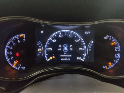 Used 2018 Jeep Grand Cherokee Limited RWD image 23