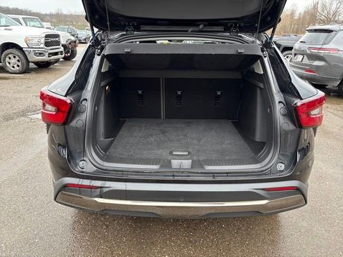 Used 2025 Chevrolet Trax ACTIV image 24