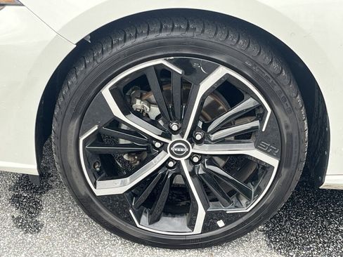 Used 2023 Nissan Altima 2.5 SR image 29