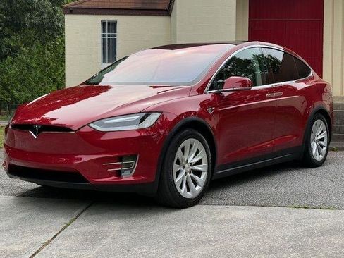 Used 2017 Tesla Model X 75D AWD/4WD image 10