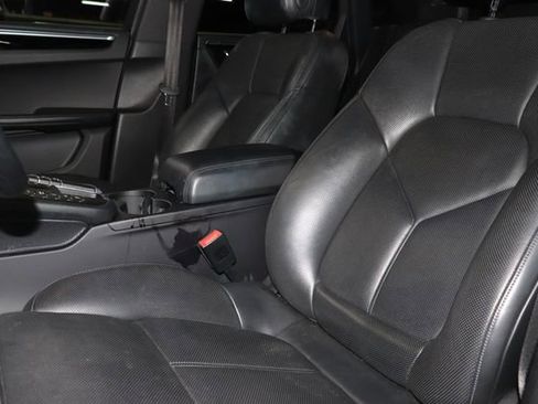 Used 2018 Porsche Macan GTS AWD/4WD image 11