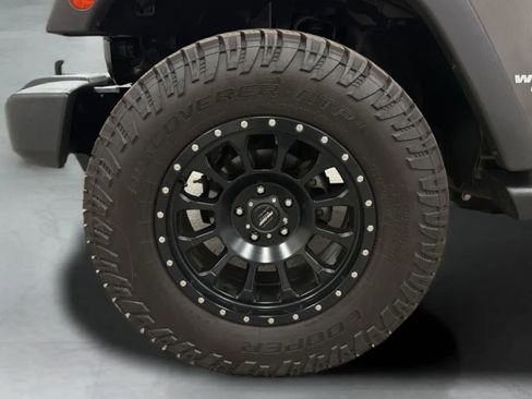 Used 2016 Jeep Wrangler Unlimited Sport w/ Quick Order Package 24S AWD/4WD image 25