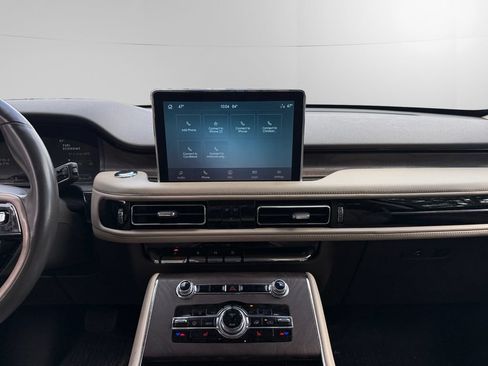 Used 2023 Lincoln Aviator Reserve RWD image 11