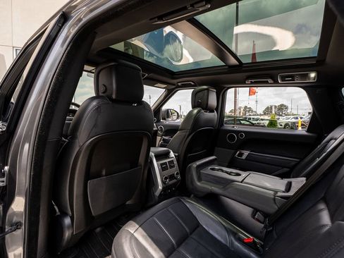 Used 2019 Land Rover Range Rover Sport HSE AWD/4WD image 52