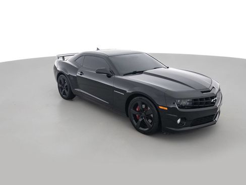 Used 2012 Chevrolet Camaro SS w/ RS Package image 3