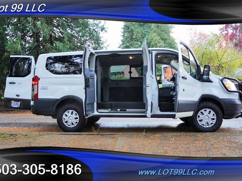 Used 2017 Ford Transit 150 XLT image 30