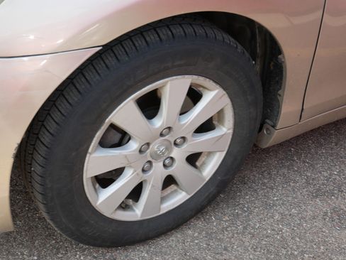 Used 2007 Toyota Camry Hybrid image 2