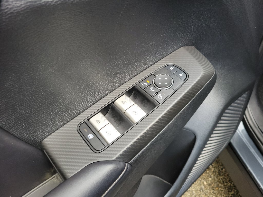 Used 2024 Mitsubishi Outlander 4WD Plug-In Hybrid image 12