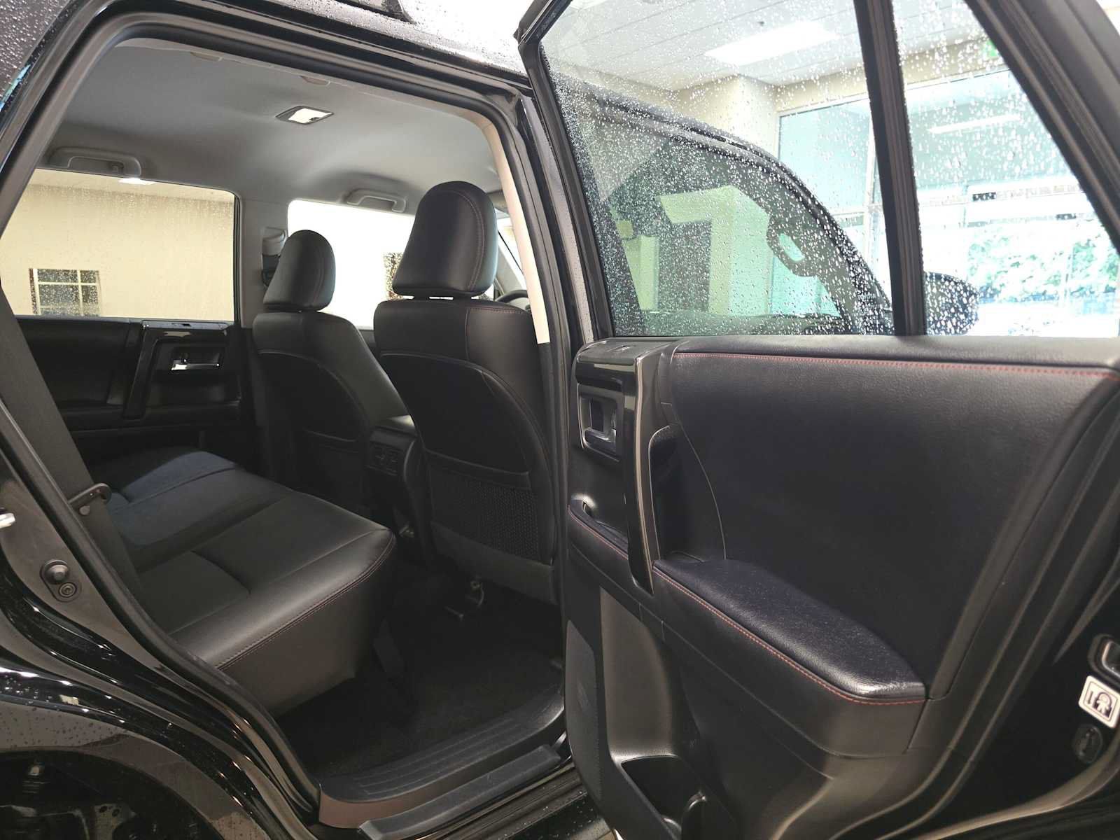 Certified 2024 Toyota 4Runner TRD Off-Road Premium w/ TRD Black Wheel Package (TMS) AWD/4WD image 27