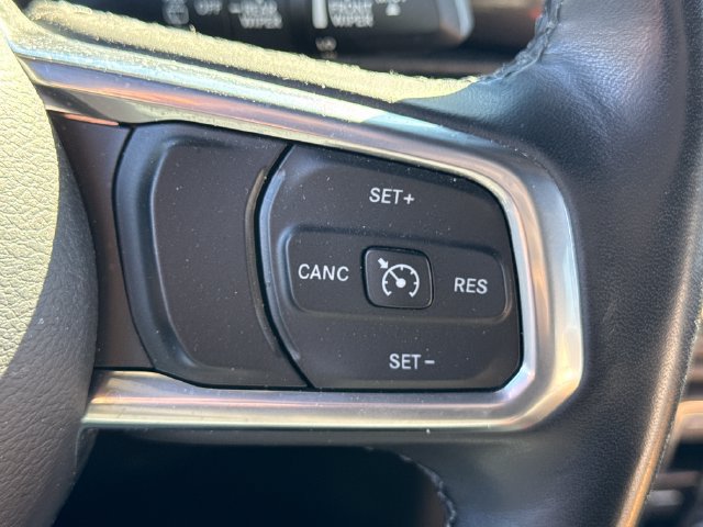 Used 2021 Jeep Wrangler Unlimited Sahara AWD/4WD image 32