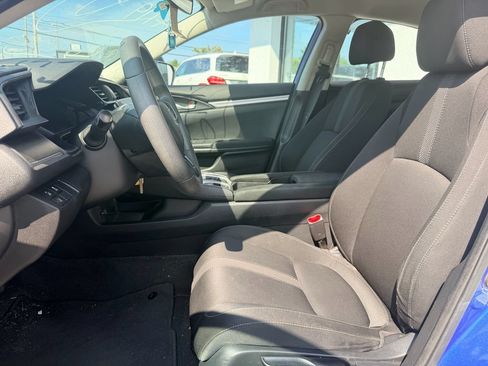 Used 2020 Honda Civic LX image 4