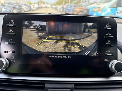 Used 2020 Honda Accord EX image 30