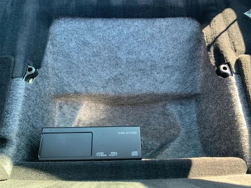 Used 1999 Chevrolet Corvette Coupe w/ Roof Pkg image 23