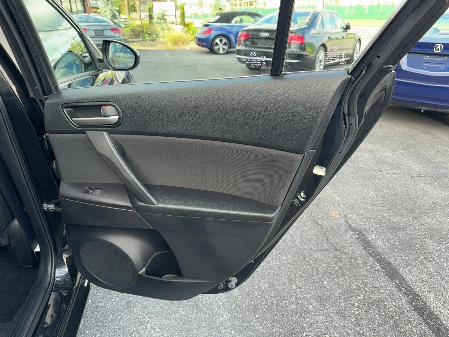 Used 2013 MAZDA MAZDA3 i Touring FWD image 18