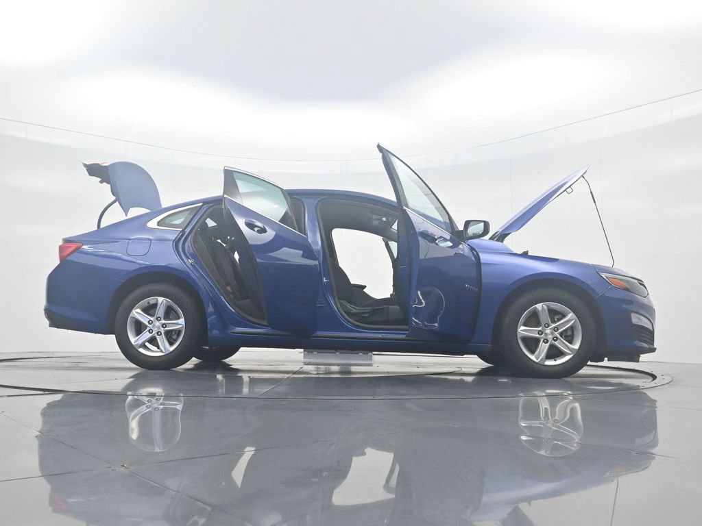 Used 2023 Chevrolet Malibu LS FWD image 43