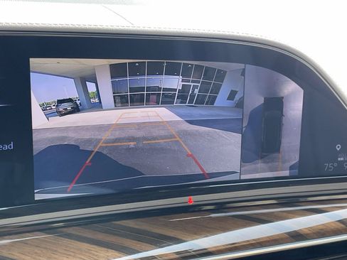 Certified 2024 Cadillac Escalade ESV Premium Luxury Platinum w/ LPO, Floor Liner Package AWD/4WD image 26