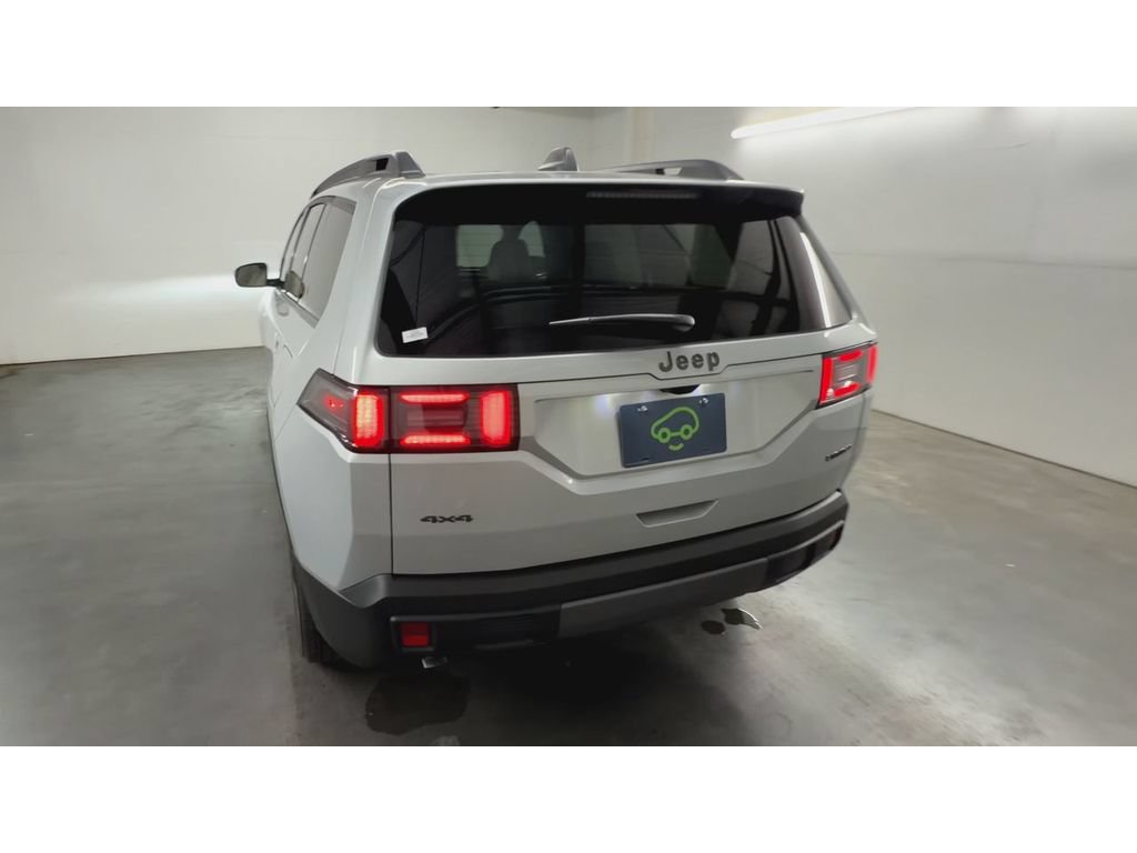 Used 2026 Jeep Cherokee Limited AWD/4WD image 7