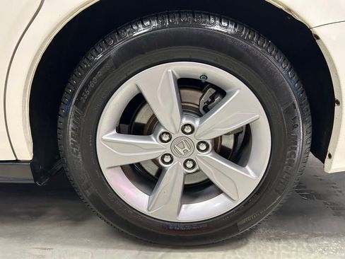 Used 2019 Honda Odyssey EX-L image 25