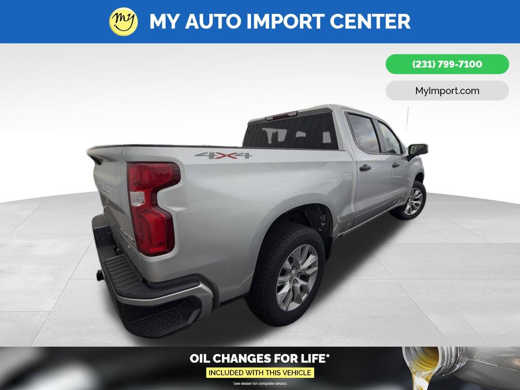 Used 2020 Chevrolet Silverado 1500 Custom w/ Custom Value Package AWD/4WD image 5