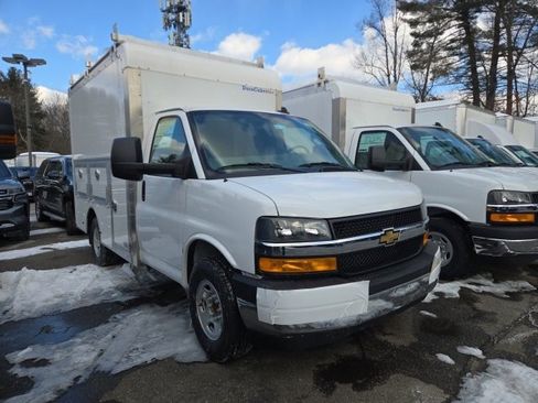 New 2026 Chevrolet Express 3500 1WT w/ Power Convenience Package image 2