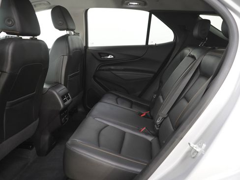 Used 2018 Chevrolet Equinox Premier image 15