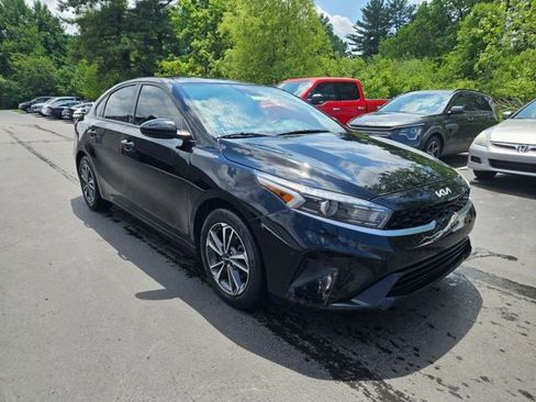 Certified 2024 Kia Forte LXS FWD image 4