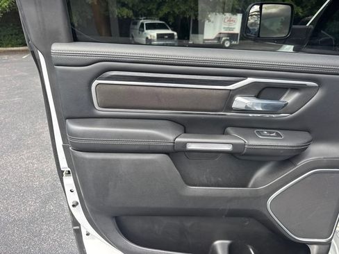 Used 2023 RAM 1500 Laramie AWD/4WD image 14