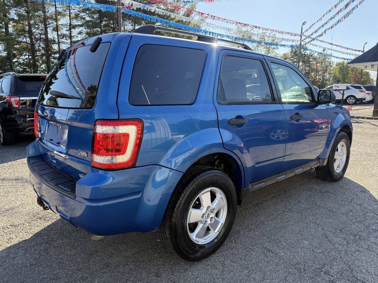 Used 2012 Ford Escape XLT w/ Class II Trailer Tow Pkg AWD/4WD image 5