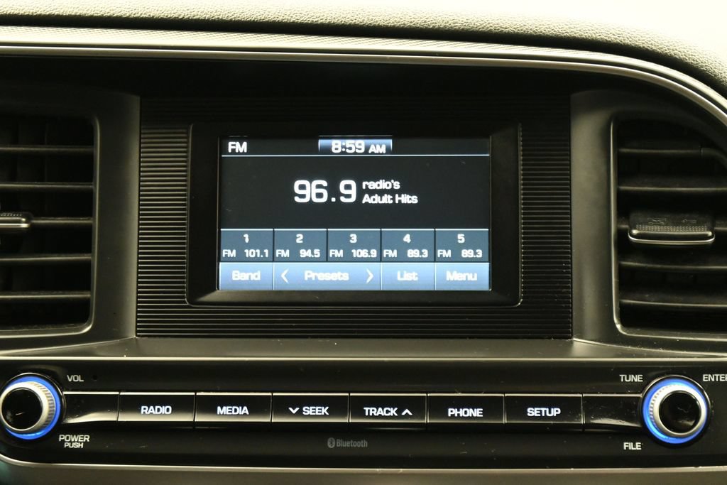 Used 2020 Hyundai Elantra SE w/ Cargo Package (C1) FWD image 22