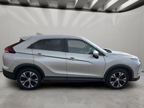 Used 2022 Mitsubishi Eclipse Cross SE image 7