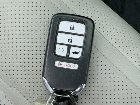 Used 2019 Honda CR-V Touring image 41
