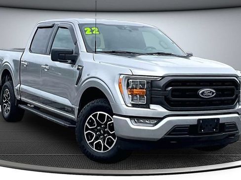 Used 2022 Ford F150 XLT w/ Equipment Group 302A High AWD/4WD image 3