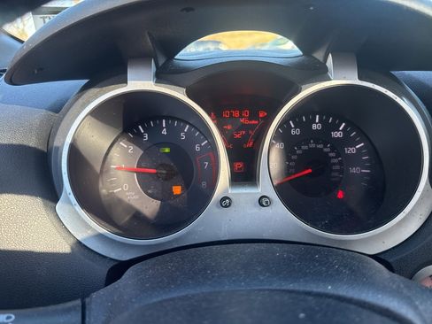 Used 2014 Nissan Juke SV w/ Navigation Package image 8