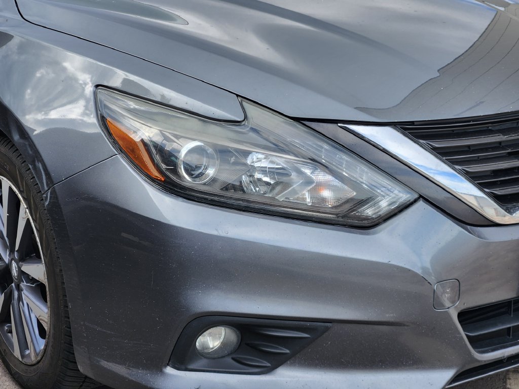 Used 2016 Nissan Altima 2.5 SL w/ 2.5 Technology w/LED Package FWD image 21