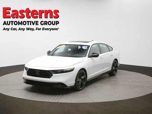 Used 2025 Honda Accord Sport image 56