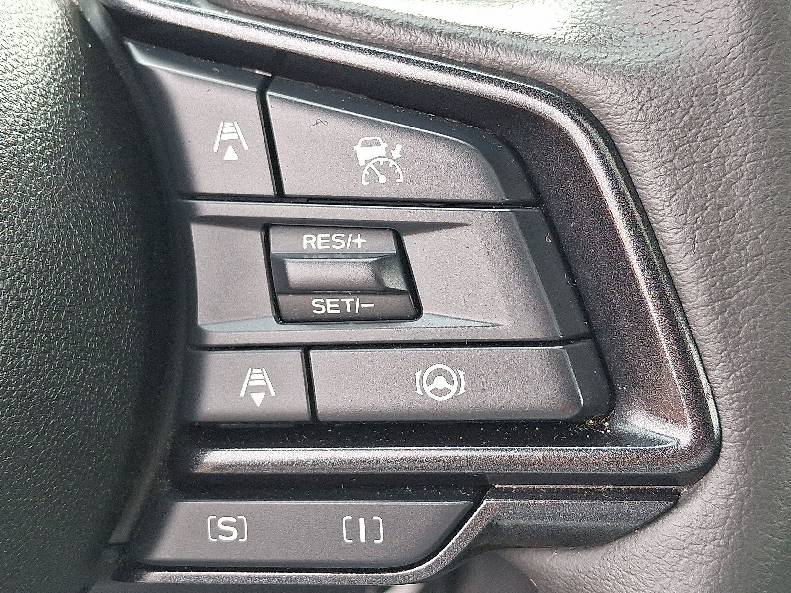 Used 2025 Subaru Crosstrek 2.5i Sport AWD/4WD image 23