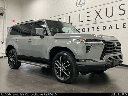 Used 2026 Lexus GX 550 w/ Cold Area Package AWD/4WD image 2