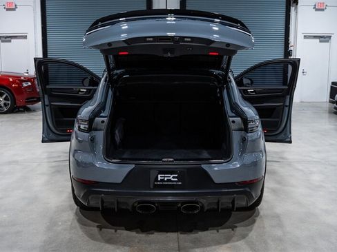 Used 2022 Porsche Cayenne Turbo GT AWD/4WD image 47