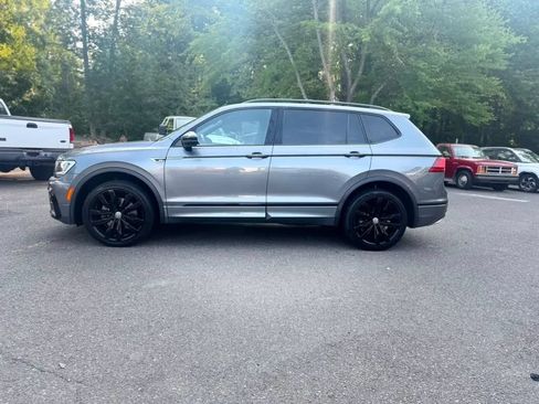 Used 2021 Volkswagen Tiguan SE R-Line w/ 3rd Row Seat Package AWD/4WD image 4