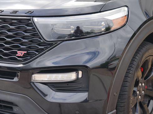 Used 2020 Ford Explorer ST w/ ST Street Pack AWD/4WD image 6
