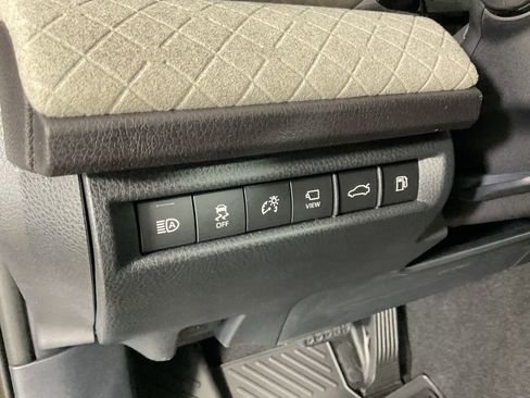New 2026 Toyota Camry XLE FWD image 17