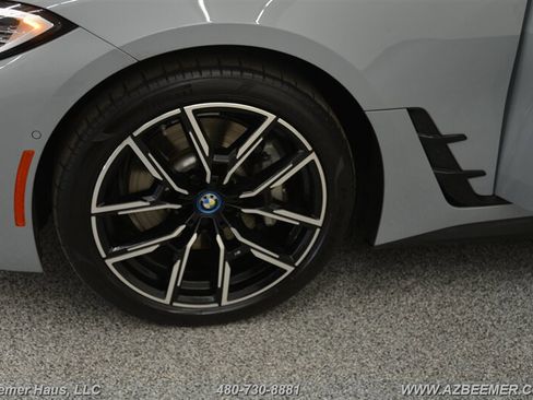 Used 2022 BMW i4 eDrive40 w/ M Sport Package image 48