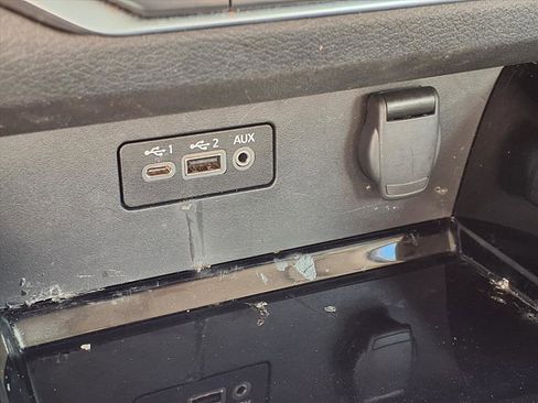 Used 2025 Nissan Altima 2.5 SR image 8