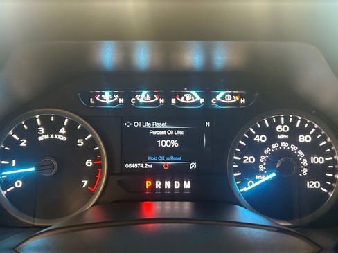 Used 2019 Ford F150 XLT w/ Equipment Group 302A Luxury RWD image 15