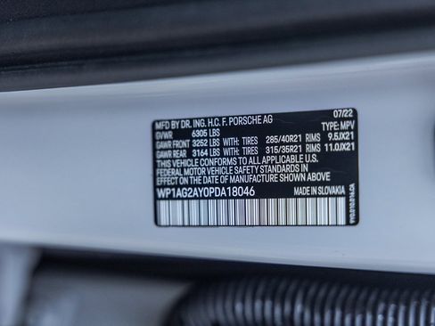 Certified 2023 Porsche Cayenne GTS image 28