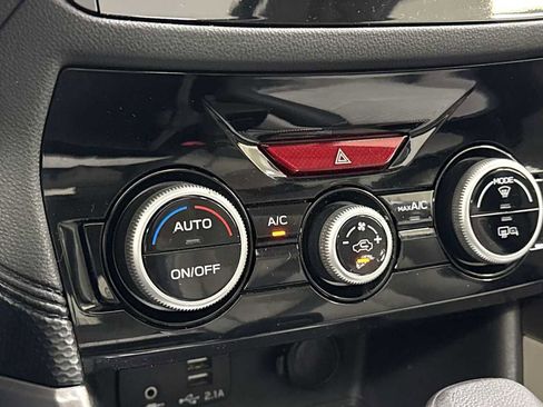 Used 2020 Subaru Forester Premium image 22