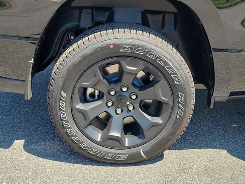 New 2026 RAM 1500 Express AWD/4WD image 5