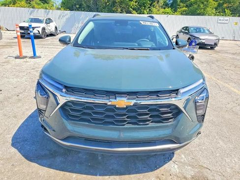 Used 2026 Chevrolet Trax LT FWD image 5