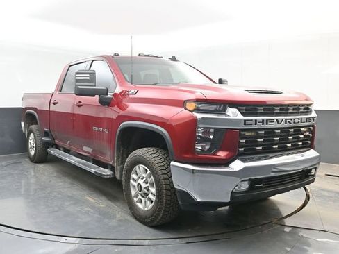 Used 2022 Chevrolet Silverado 2500 LT w/ Convenience Package AWD/4WD image 2