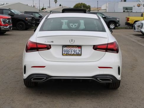 Used 2022 Mercedes-Benz A 220 image 4